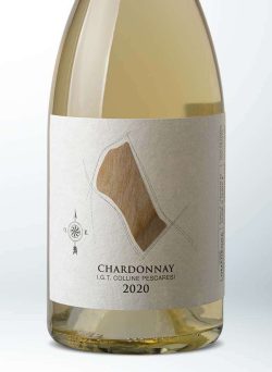 Alternative view of Rosarubra Vigne Lomanegra Chardonnay IGT Colline Pescaresi 0,75L